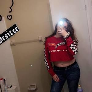 Meet your Posher, Desiree